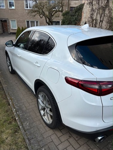Alpha romeo stelvio - alpha,